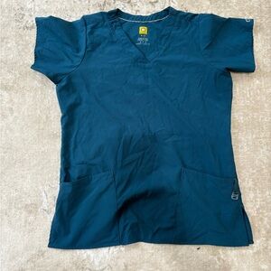 Wonder Wink Scrub Top